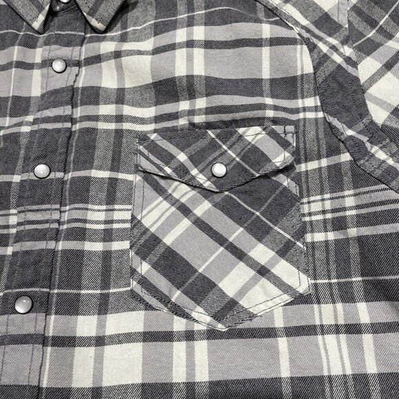 American Rag Pearl Snap Shirt Men’s XXL Gray Plaid Long Sleeve Embroidered - Picture 3 of 8